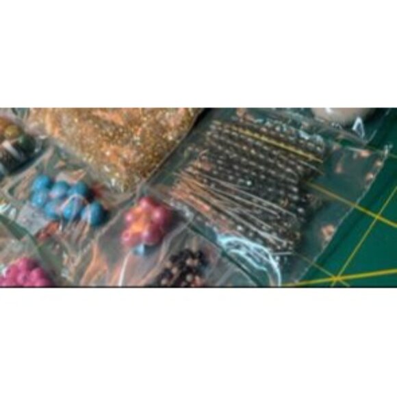 Assorted Jewelry Making Kit with Beads Hooks & Clasps for Craft Projects - Picture 6 of 8